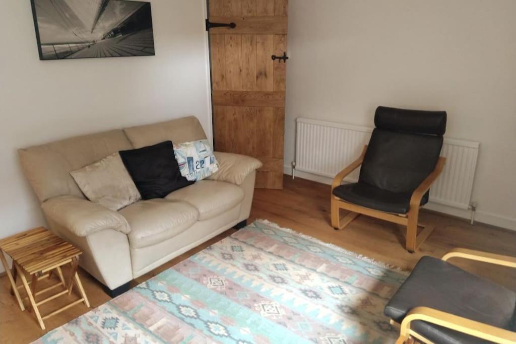 Welcoming Cottage In Chichester Near City Centre 外观 照片
