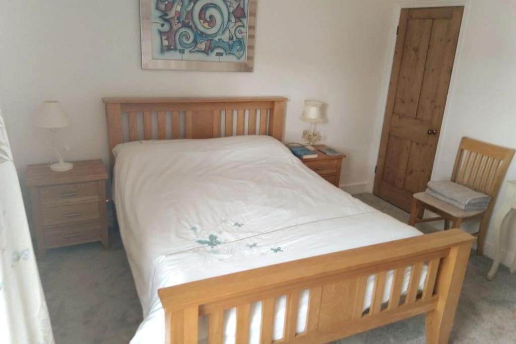 Welcoming Cottage In Chichester Near City Centre 外观 照片